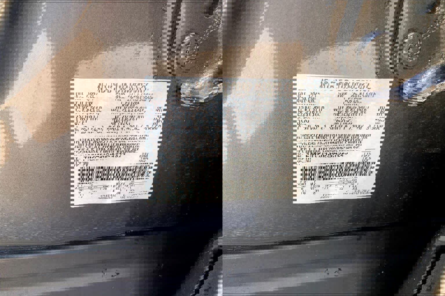 Certified 2025 Ford Explorer Active image 31