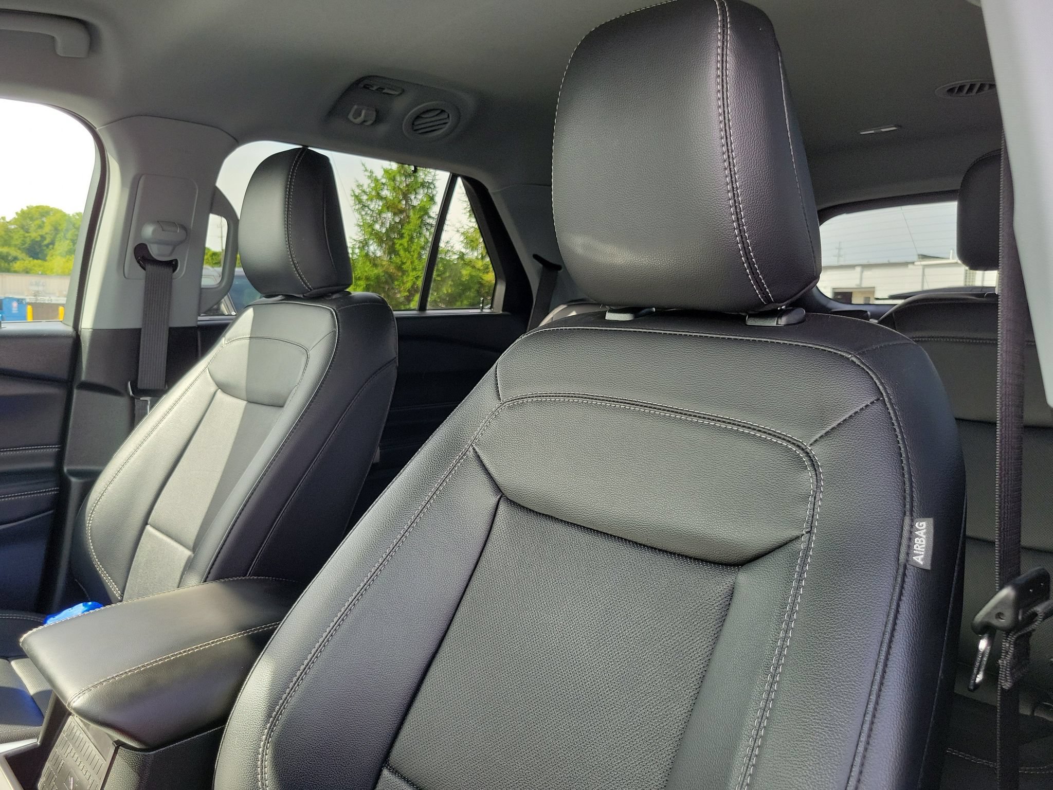 Certified 2023 Ford Explorer Limited w/ Limited Technology Package RWD image 11