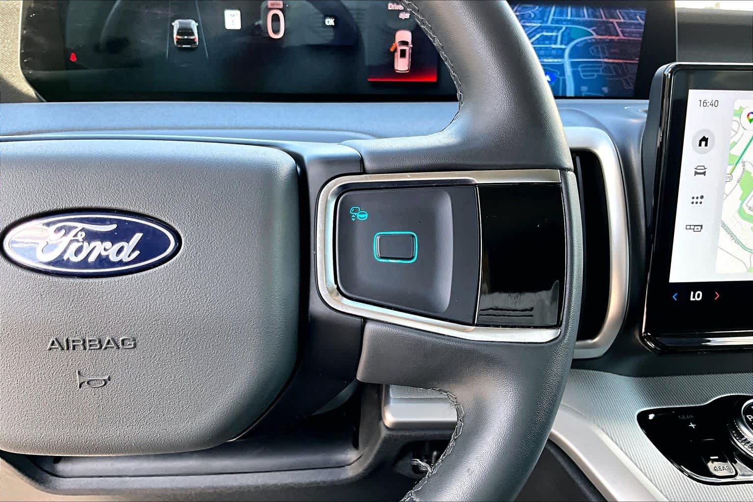 Certified 2025 Ford Expedition Active RWD image 25