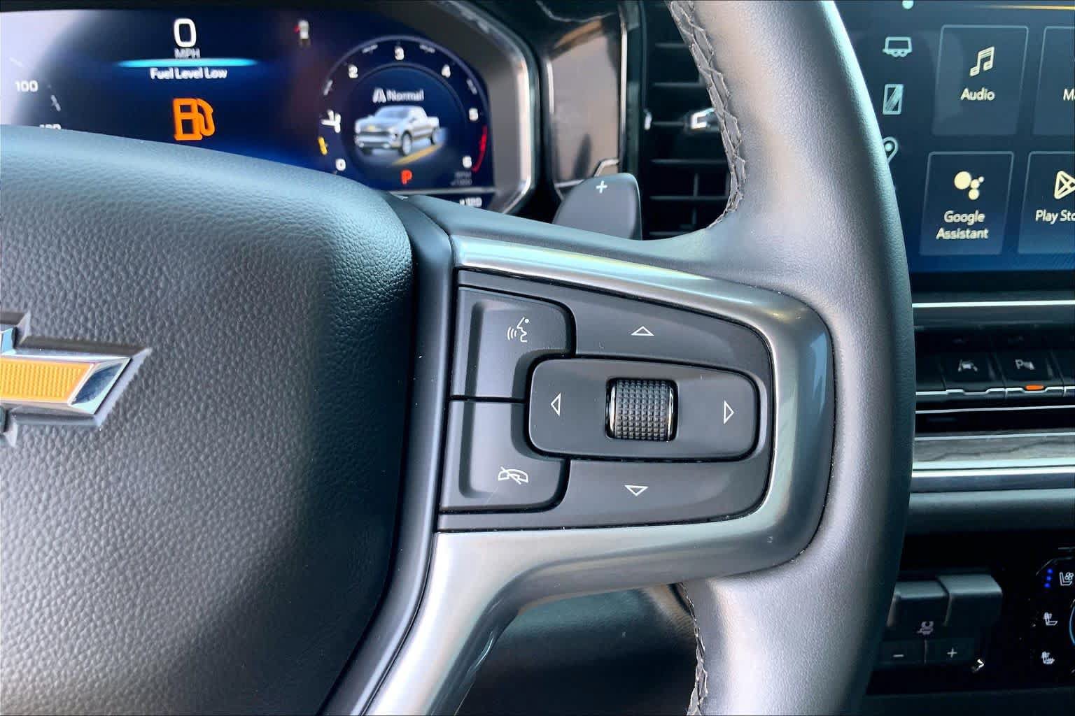 Used 2024 Chevrolet Silverado 1500 LTZ w/ LTZ Convenience Package II RWD image 25