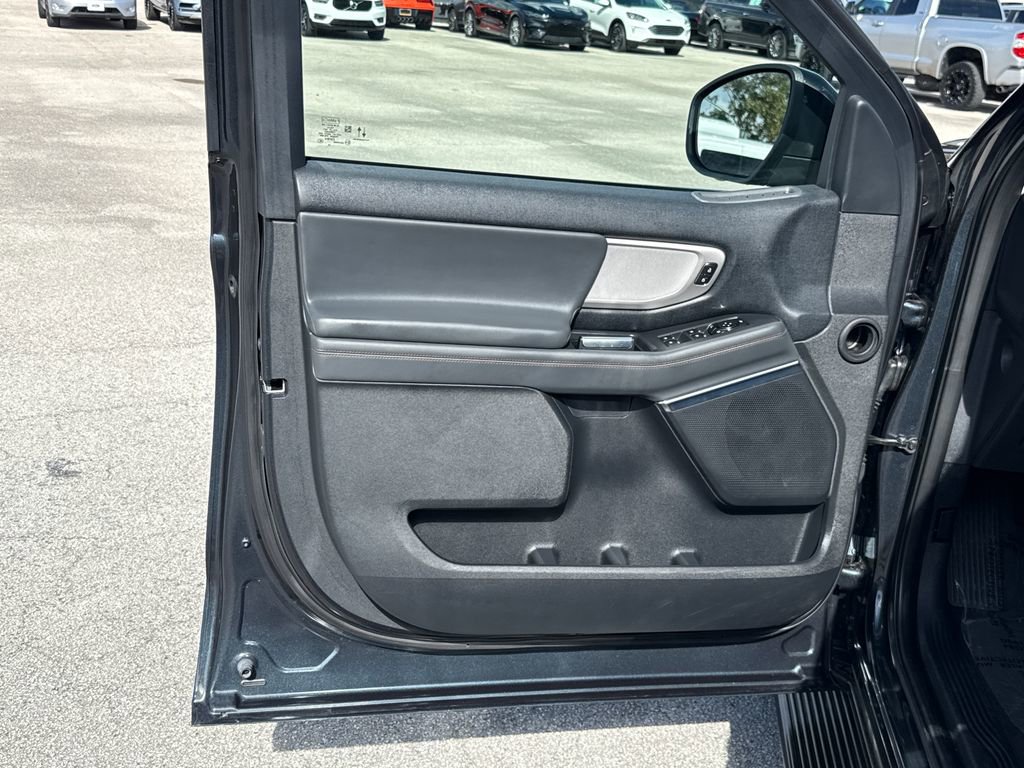 Certified 2025 Ford Expedition Max Active image 13