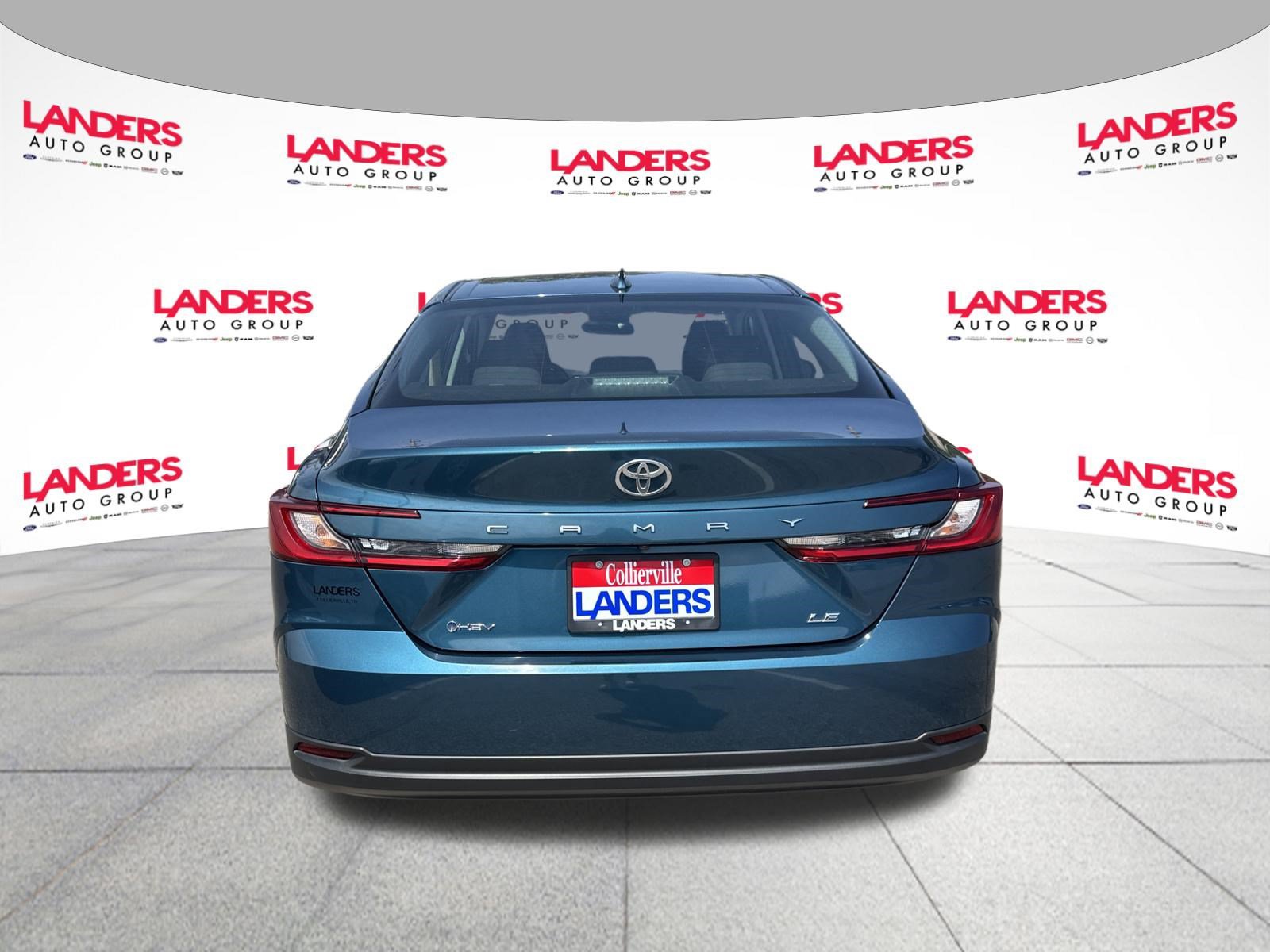 Used 2025 Toyota Camry LE FWD image 4
