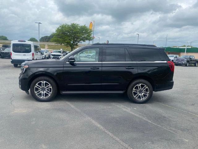 Certified 2025 Ford Expedition Active image 2