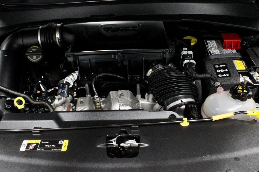 Used 2024 Jeep Compass Limited image 16