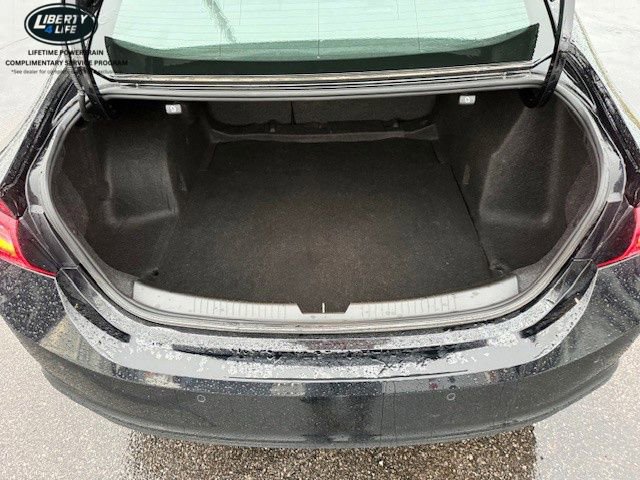 Used 2021 Chevrolet Malibu LT FWD image 35