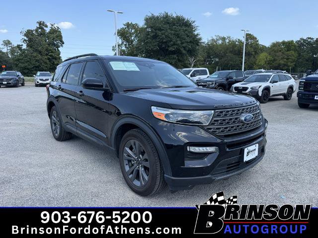 Certified 2023 Ford Explorer XLT w/ Equipment Group 202A RWD image 3