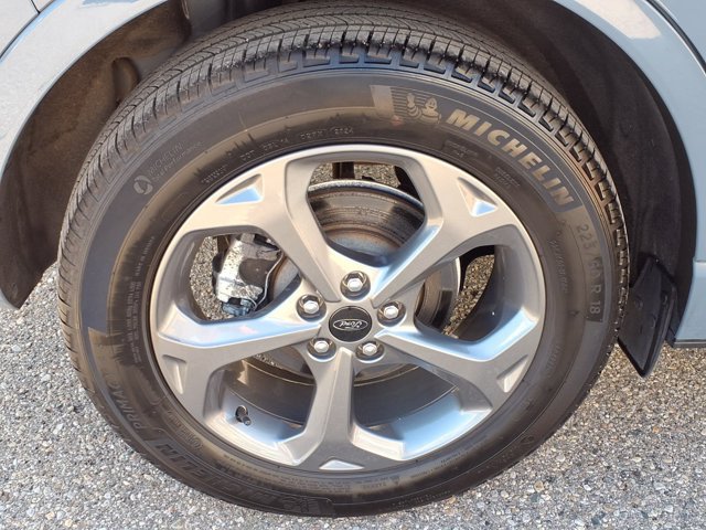 Certified 2024 Ford Escape ST-Line w/ Tech Pack #1 AWD/4WD image 29