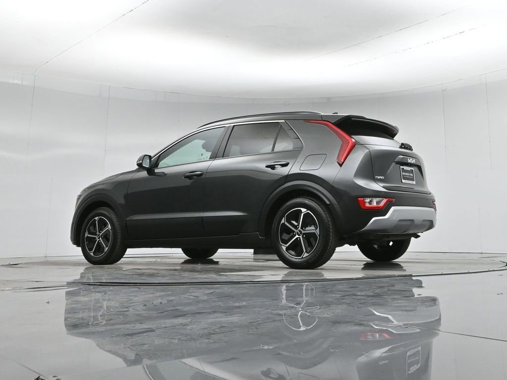 Used 2023 Kia Niro EX image 19
