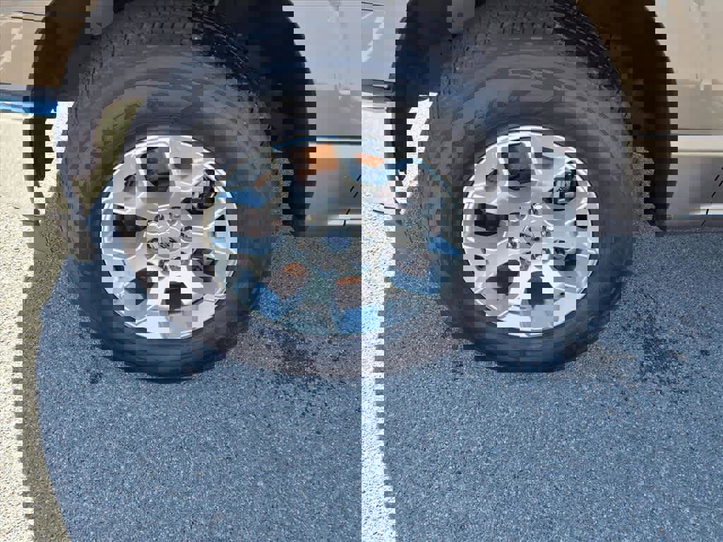 Certified 2023 Ford F150 XLT image 5