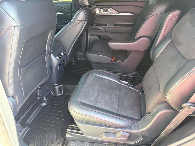 Certified 2025 Ford Explorer ST AWD/4WD image 16