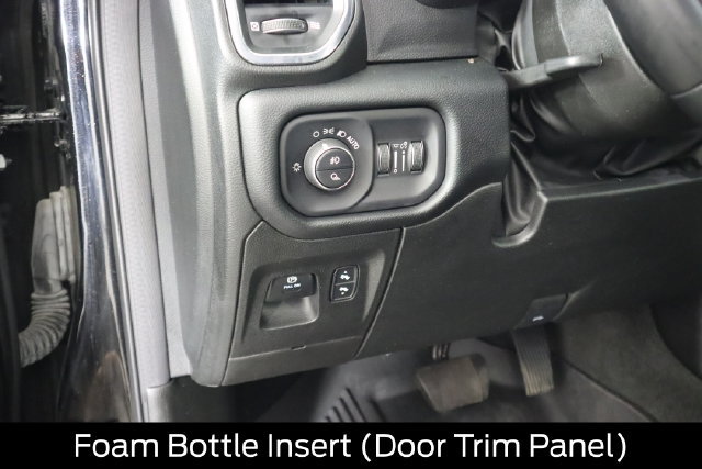 Used 2022 RAM 1500 Laramie w/ Sport Appearance Package AWD/4WD image 41