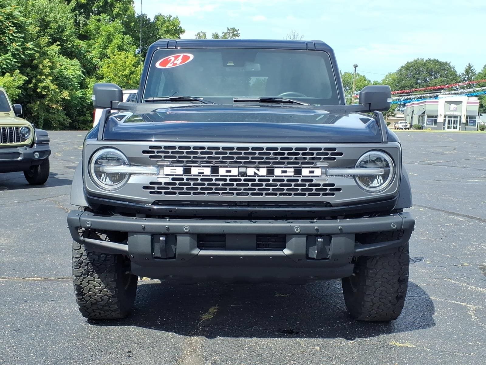 Certified 2024 Ford Bronco Badlands AWD/4WD image 2