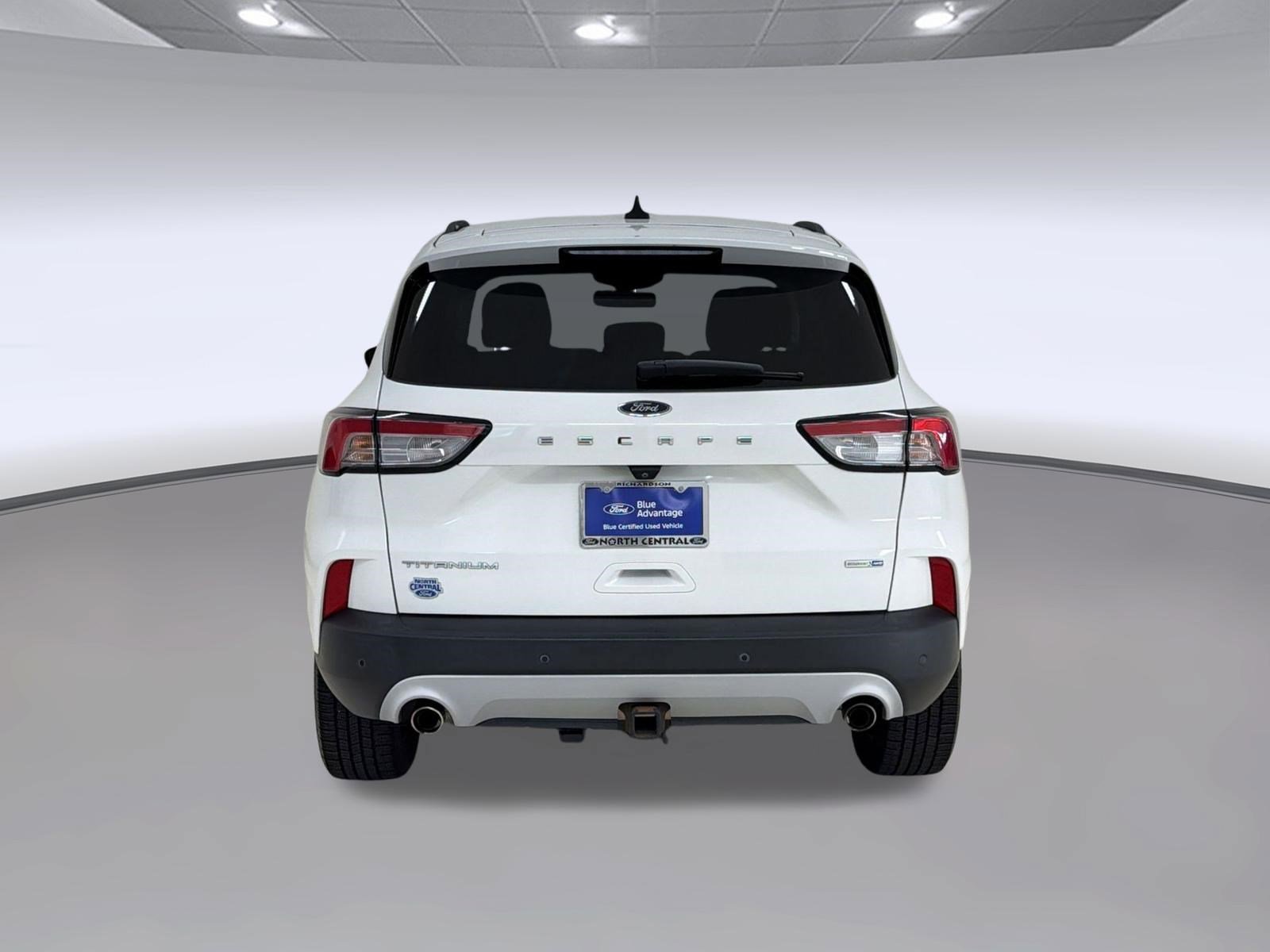 Certified 2020 Ford Escape Titanium AWD/4WD image 10