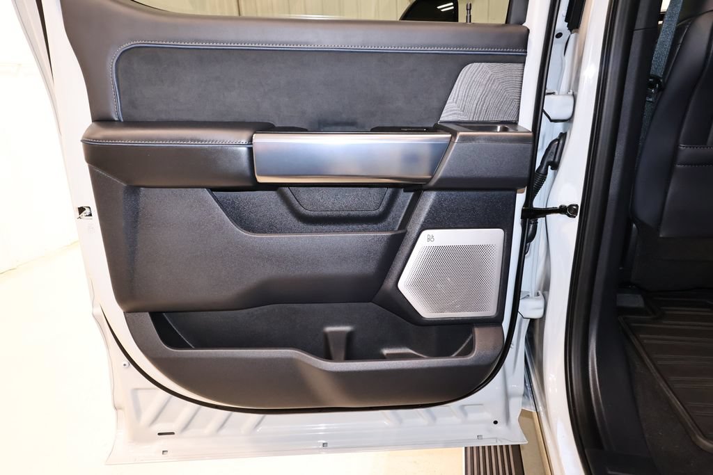 Certified 2025 Ford F350 4x4 Crew Cab Super Duty image 15