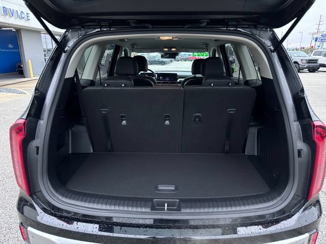 Used 2023 Kia Telluride S FWD image 7