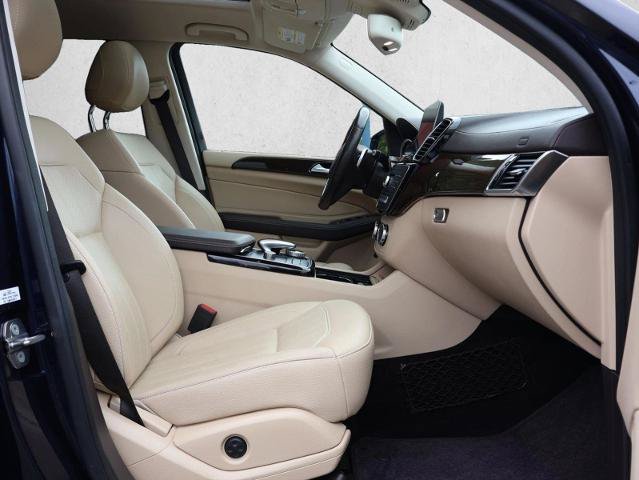 Used 2018 Mercedes-Benz GLS 450 4MATIC image 27