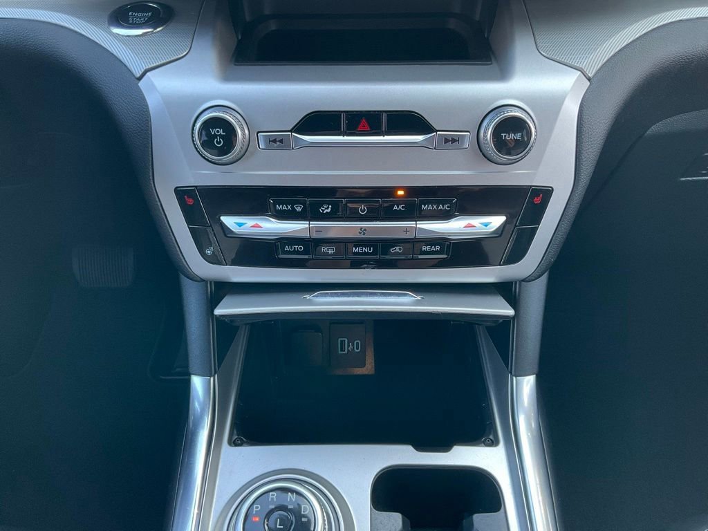 Certified 2022 Ford Explorer XLT w/ Equipment Group 202A image 52