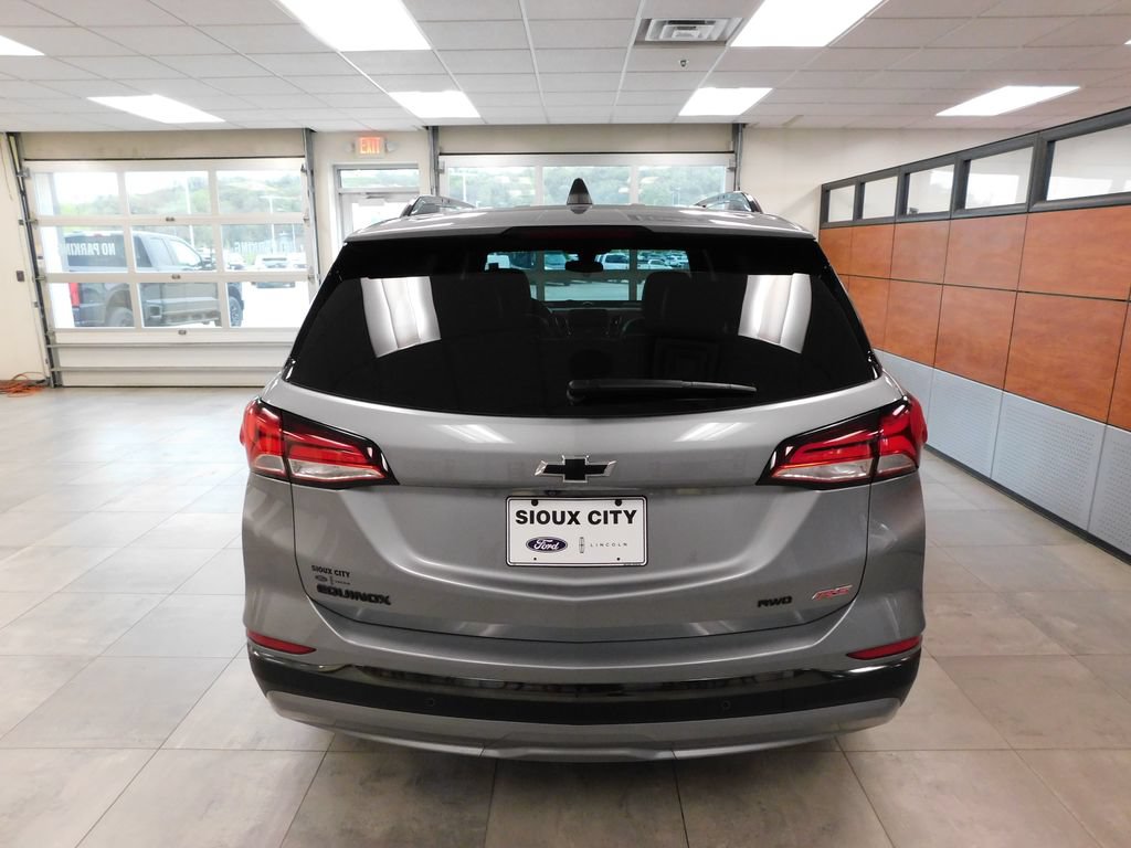 Used 2023 Chevrolet Equinox RS AWD/4WD image 5