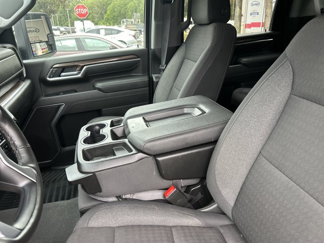Used 2025 Chevrolet Silverado 2500 LT w/ Convenience Package AWD/4WD image 19