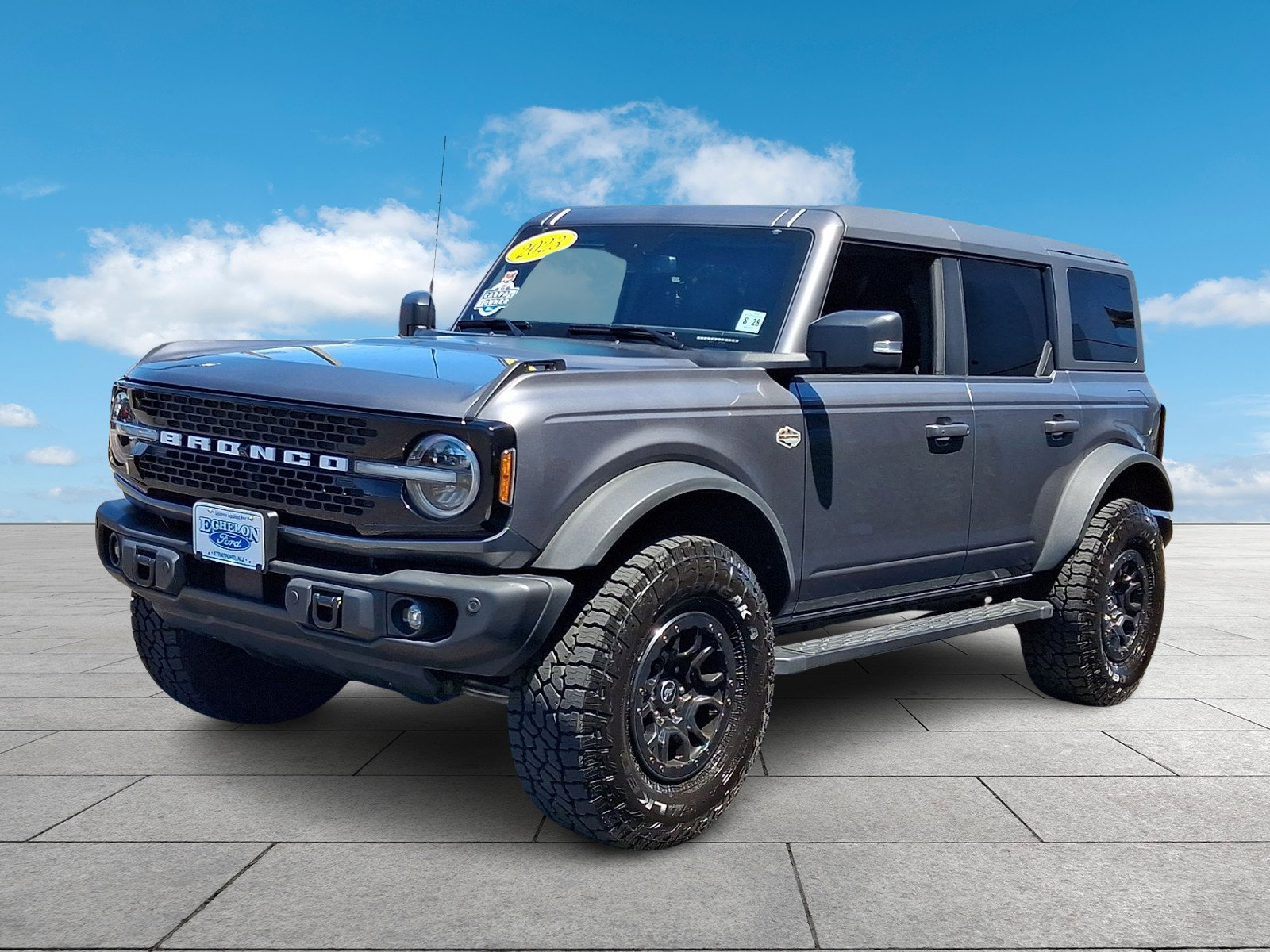 Certified 2023 Ford Bronco Wildtrak AWD/4WD image 3