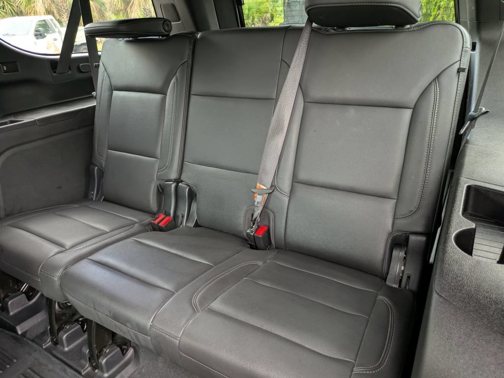 Used 2021 Chevrolet Suburban LT w/ Rear Media and Nav Package RWD image 24
