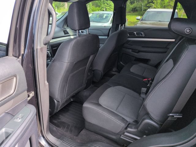 Certified 2019 Ford Explorer XLT w/ Equipment Group 201A AWD/4WD image 23