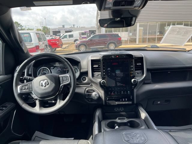 Used 2025 RAM 1500 Laramie AWD/4WD image 25