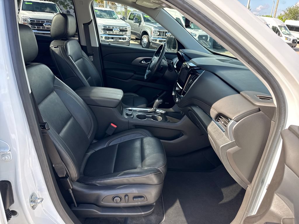 Used 2018 Chevrolet Traverse Premier w/ Redline Edition FWD image 26