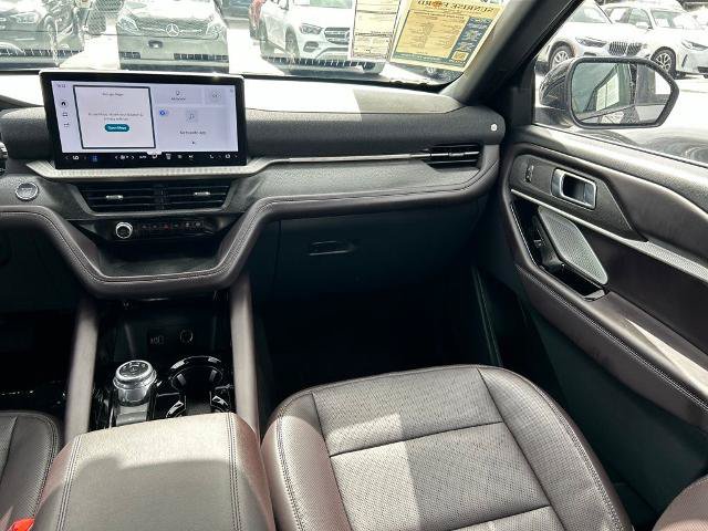 Certified 2026 Ford Explorer Platinum RWD image 11