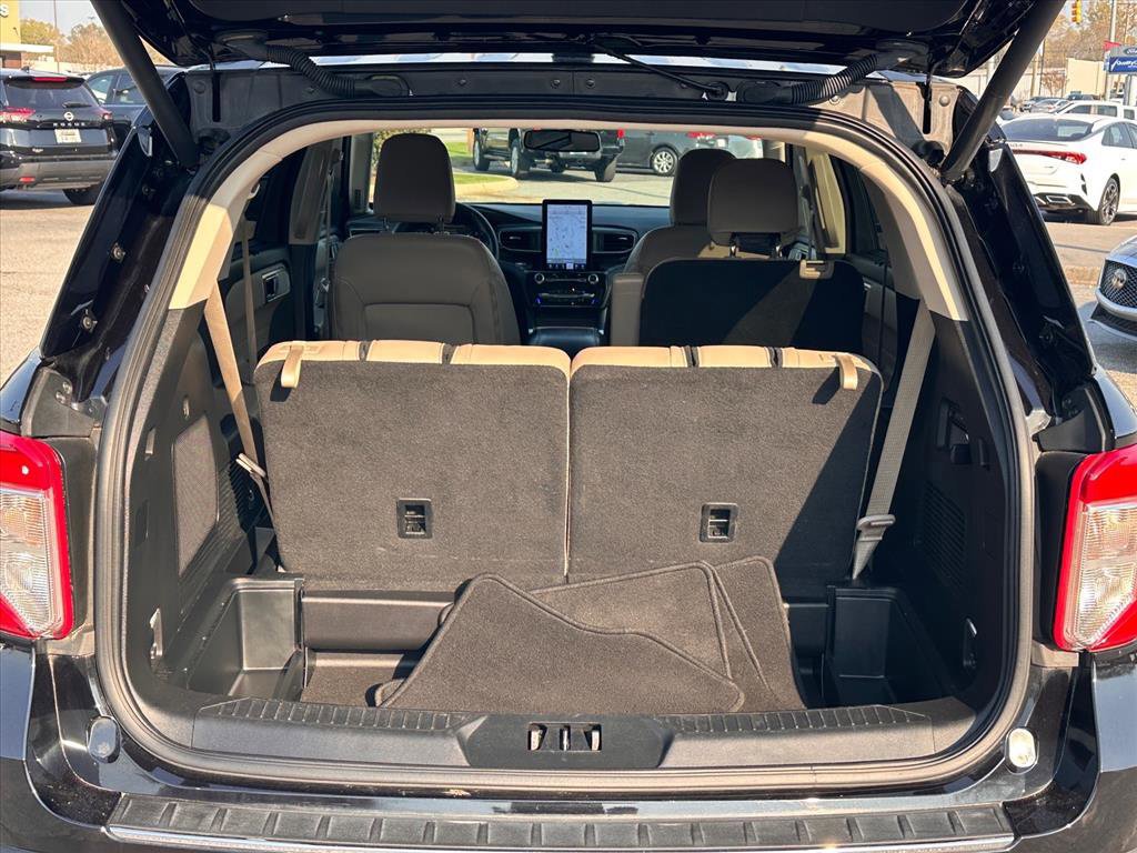 Certified 2023 Ford Explorer Limited w/ Limited Technology Package image 29