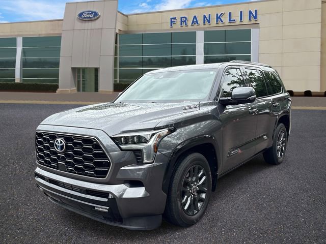 Used 2023 Toyota Sequoia Platinum AWD/4WD image 3
