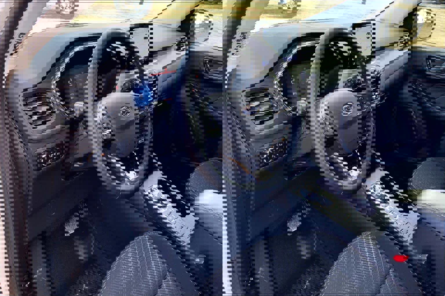 Certified 2024 Ford Escape Active image 15