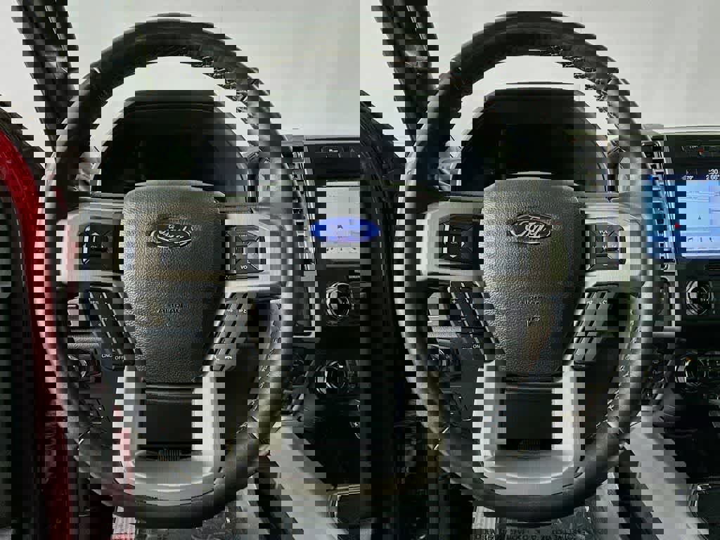 Certified 2019 Ford F150 Platinum w/ Equipment Group 701A Luxury image 19