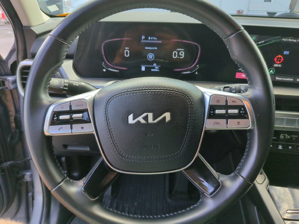 Used 2023 Kia Telluride S FWD image 33