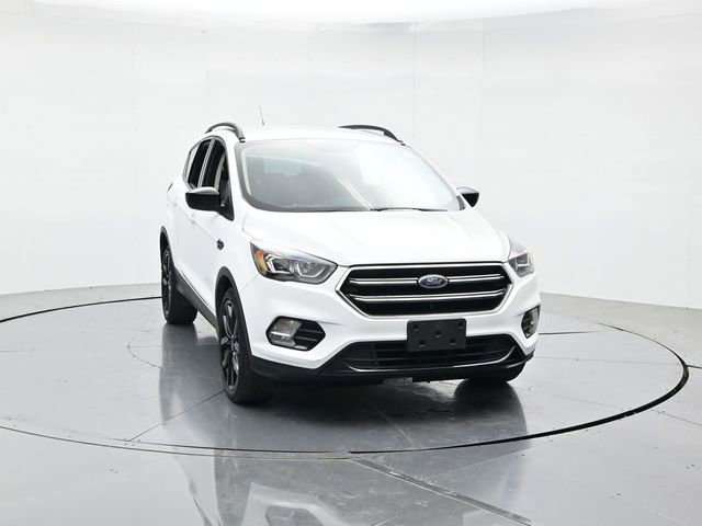 Certified 2019 Ford Escape SE FWD image 4