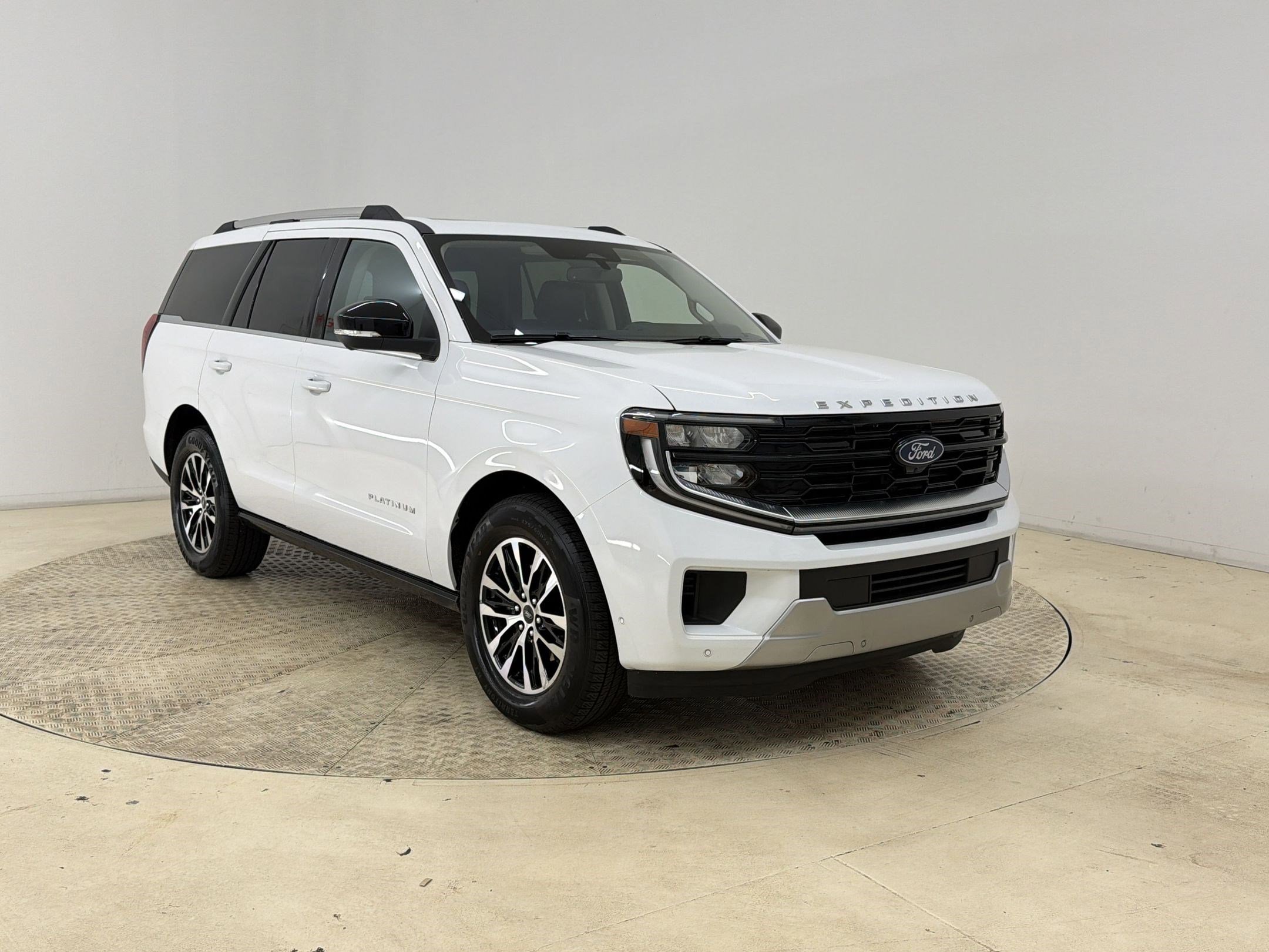 Certified 2025 Ford Expedition Platinum AWD/4WD image 7