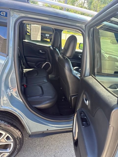 Used 2017 Jeep Renegade Limited AWD/4WD image 20