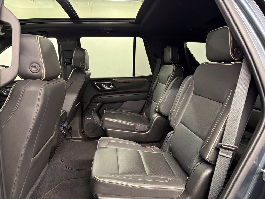 Used 2021 Chevrolet Tahoe Premier AWD/4WD image 31