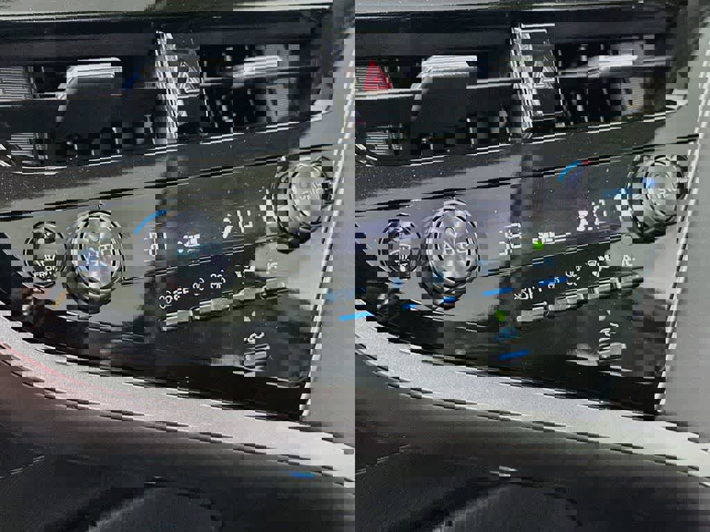 Used 2023 Toyota Camry XSE w/ Blackout Package (TMS) FWD image 18