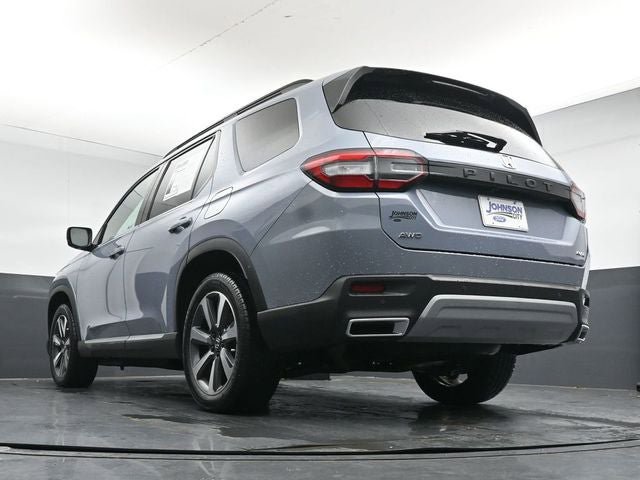 Used 2023 Honda Pilot Elite image 32