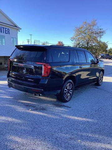 Used 2024 GMC Yukon XL AT4 w/ Technology Package AWD/4WD image 5