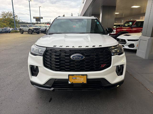 Certified 2025 Ford Explorer ST AWD/4WD image 2