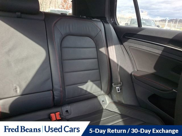 Used 2017 Volkswagen GTI SE image 20