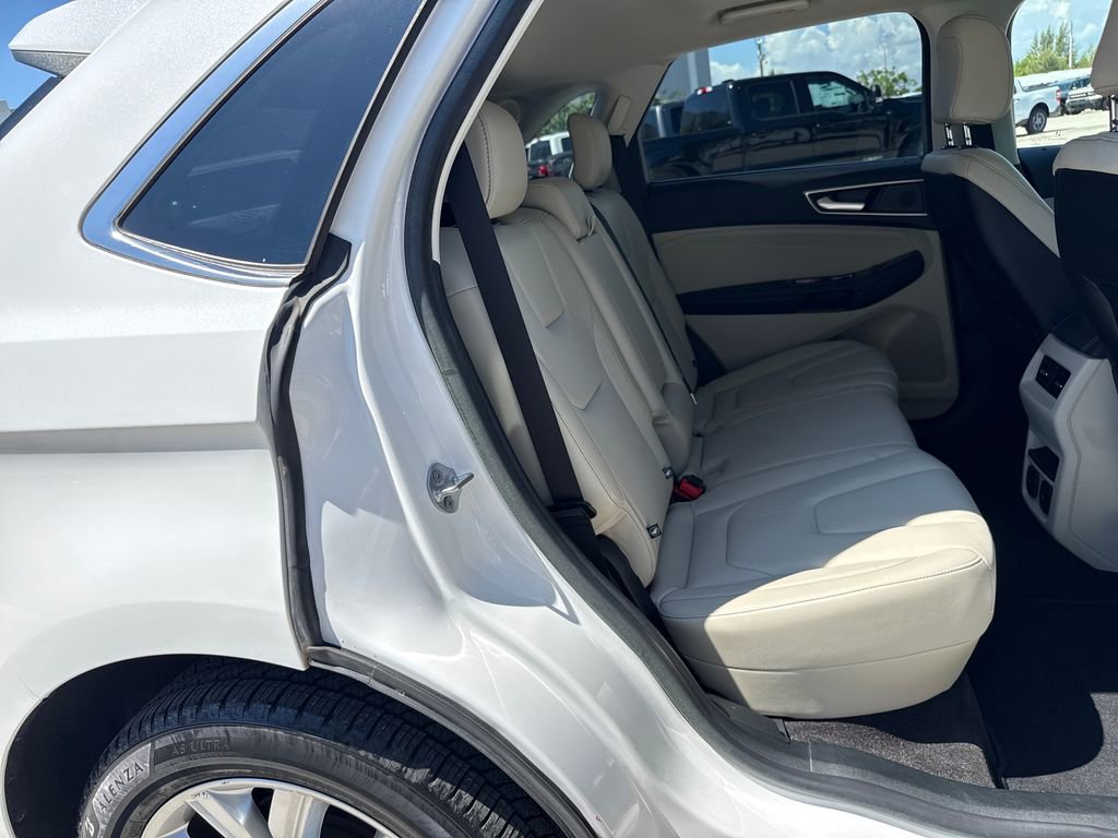 Certified 2020 Ford Edge Titanium FWD image 26