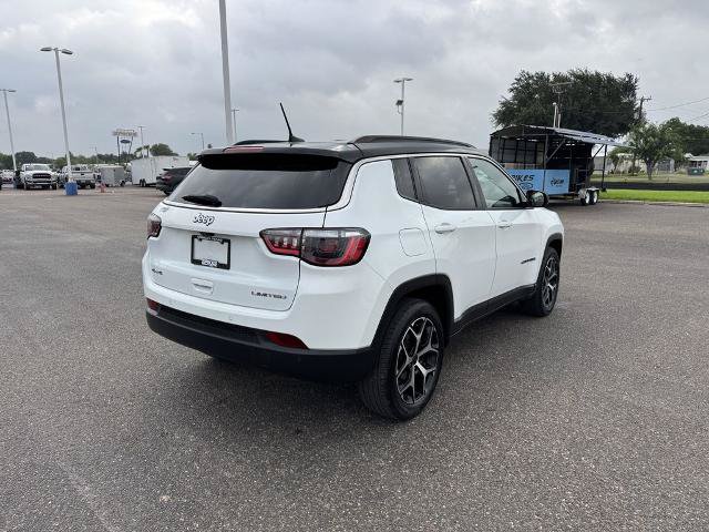 Used 2025 Jeep Compass Limited AWD/4WD image 3