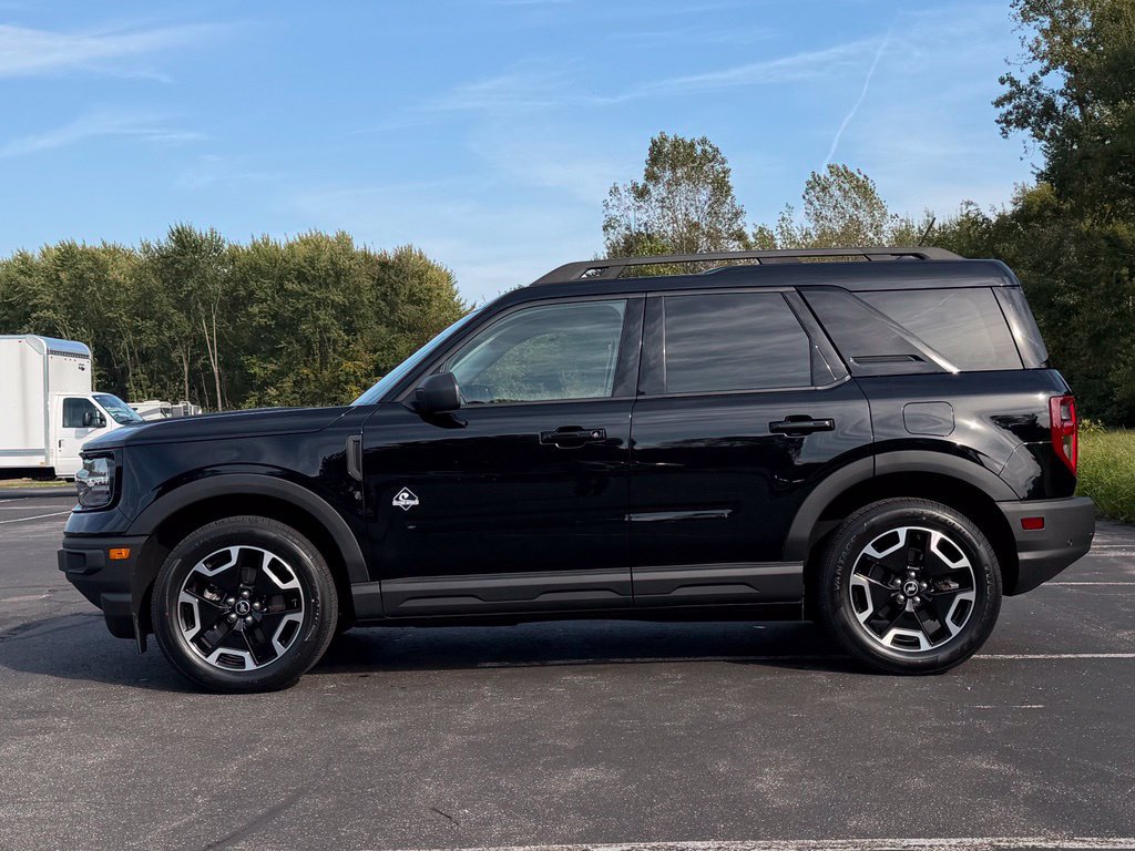 Certified 2023 Ford Bronco Sport Outer Banks AWD/4WD image 8