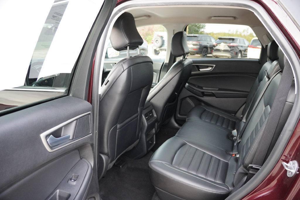 Certified 2024 Ford Edge SEL AWD/4WD image 16