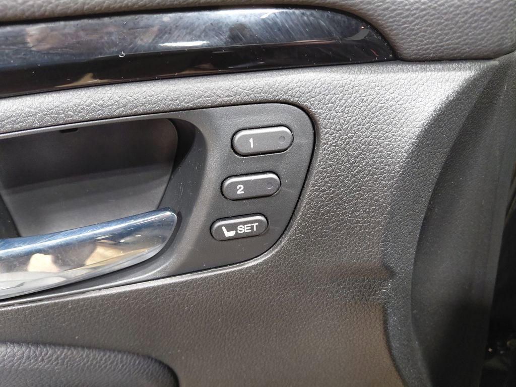Used 2022 Honda Pilot Black Edition image 17
