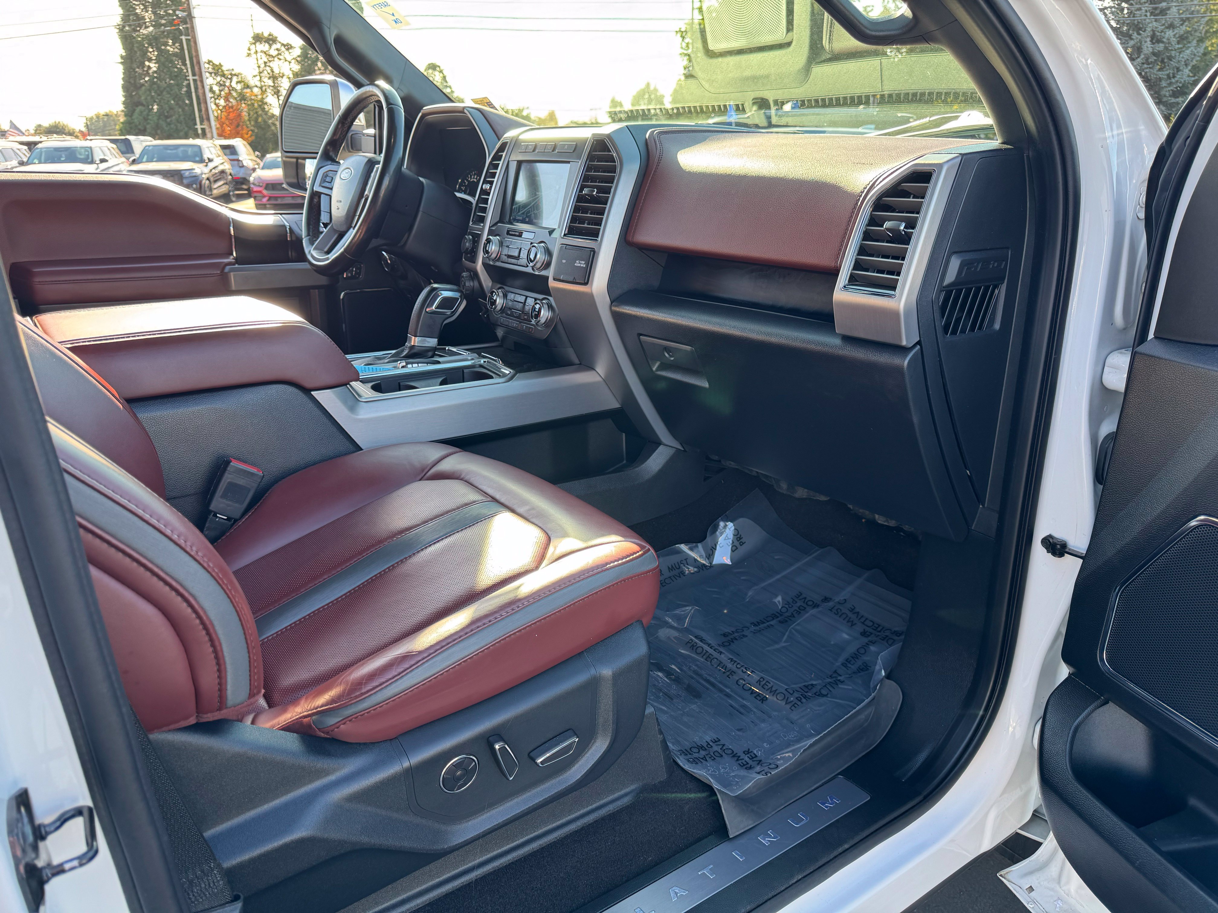 Certified 2019 Ford F150 Platinum w/ Equipment Group 701A Luxury AWD/4WD image 26