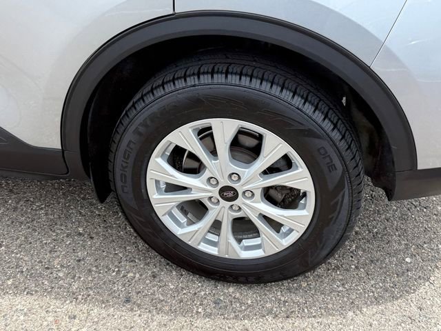 Certified 2024 Ford Escape Active w/ Tech Pack #2 AWD/4WD image 5